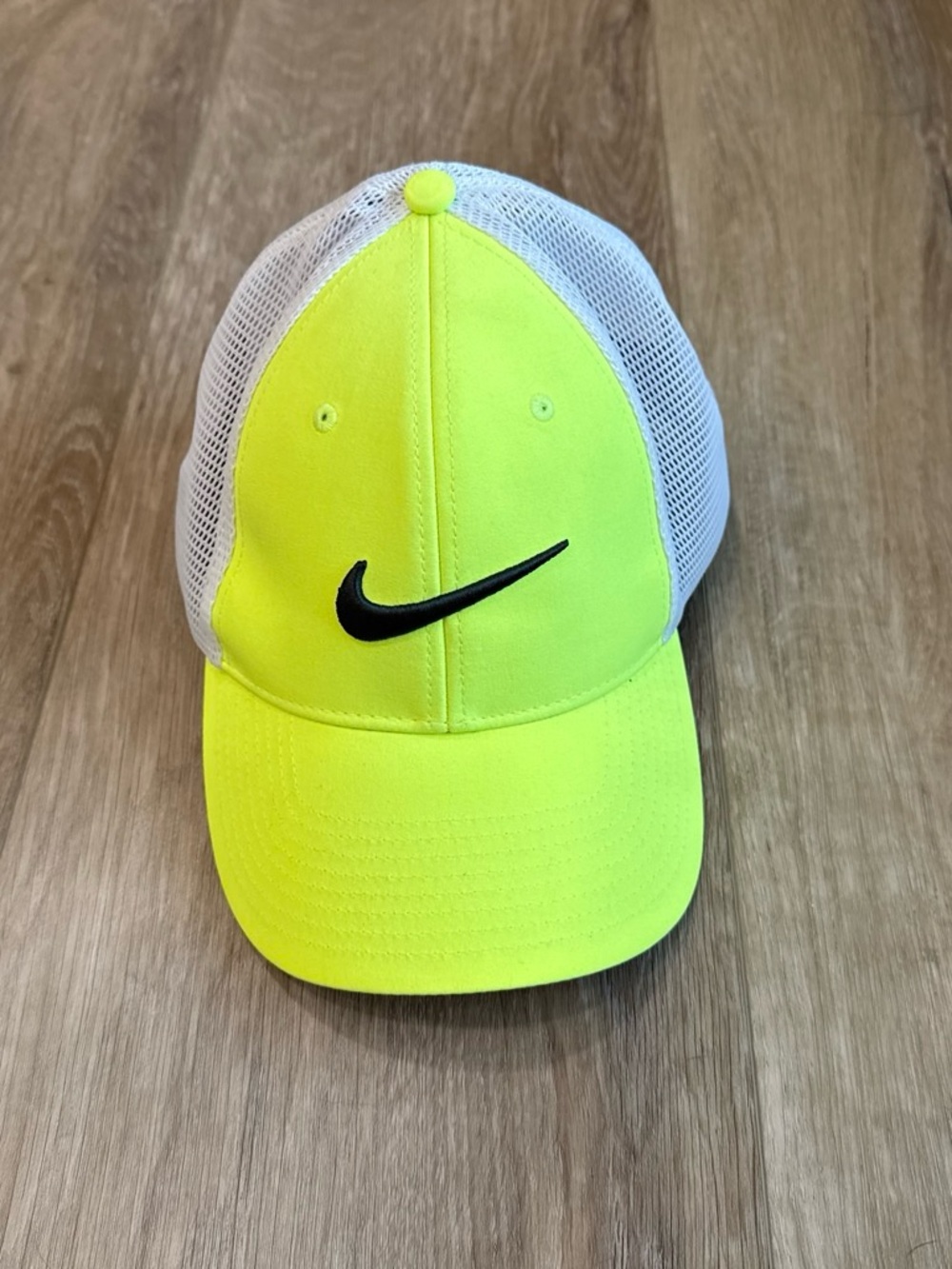 Nike Golf Yellow and White Mesh Swoosh Cap